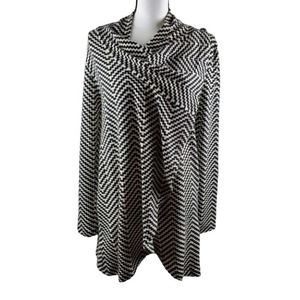 The Limited White and Black Convertible Chevron Cardigan - Large - NWOT